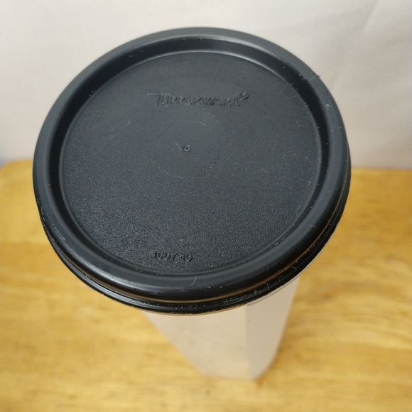 New Tupperware Round Modular Mate #5 Spaghetti Keeper with Portion control - Picture 2 of 4